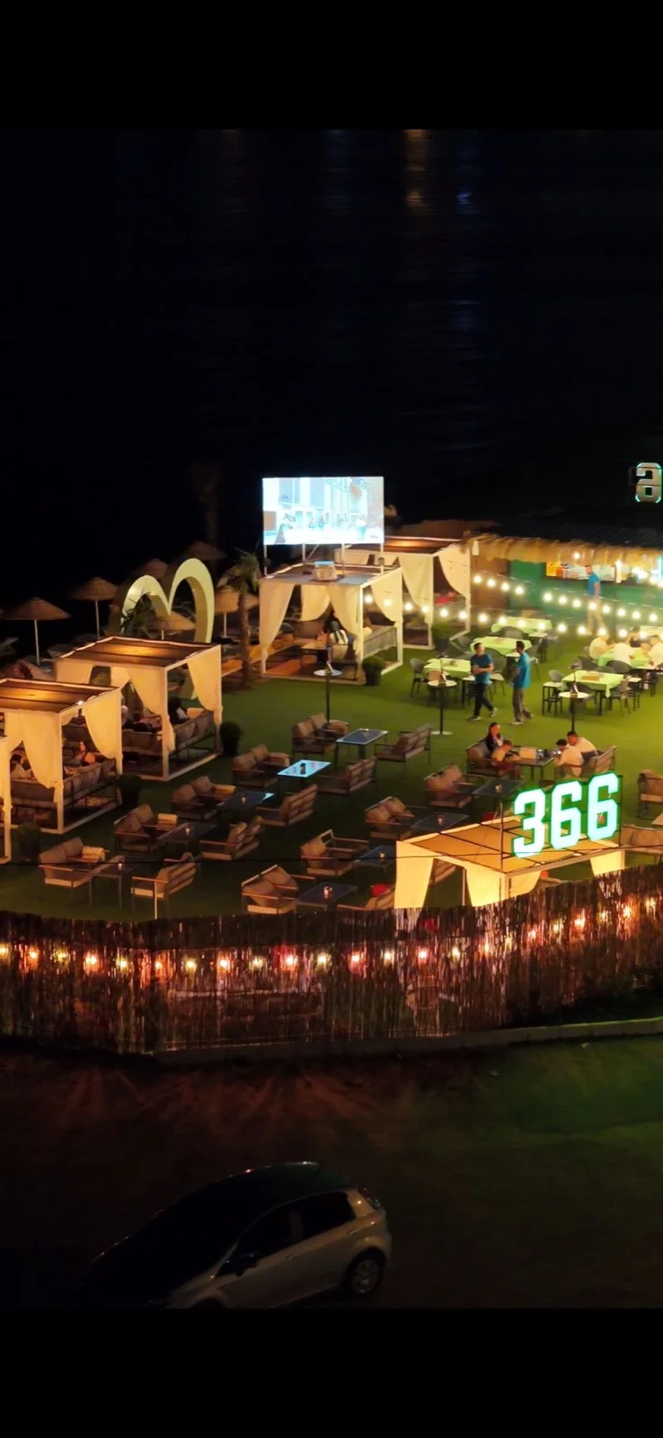 366 Beach Cafe